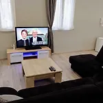 T5 Meuble 110 M2 Neuf Proche Centre Νιμ