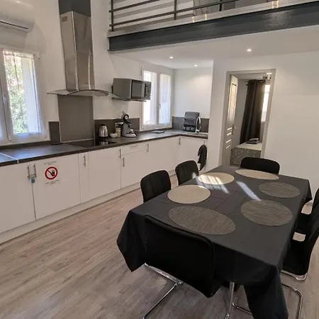 Διαμέρισμα T5 Meuble 110 M2 Neuf Proche Centre *