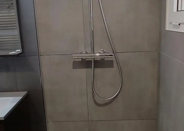 Lägenhet T5 Meuble 110 M2 Neuf Proche Centre