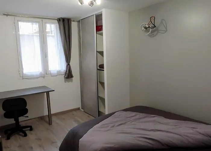 T5 Meuble 110 M2 Neuf Proche Centre * Nîmes