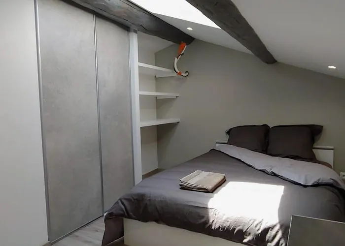 T5 Meuble 110 M2 Neuf Proche Centre Nimes