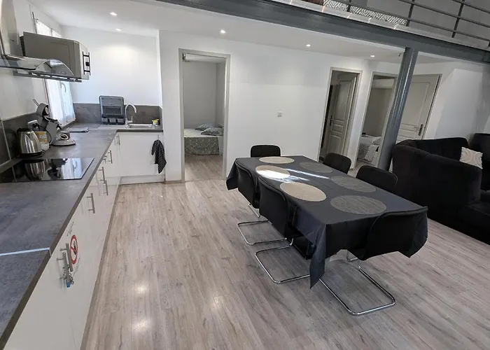 Lägenhet T5 Meuble 110 M2 Neuf Proche Centre Nîmes